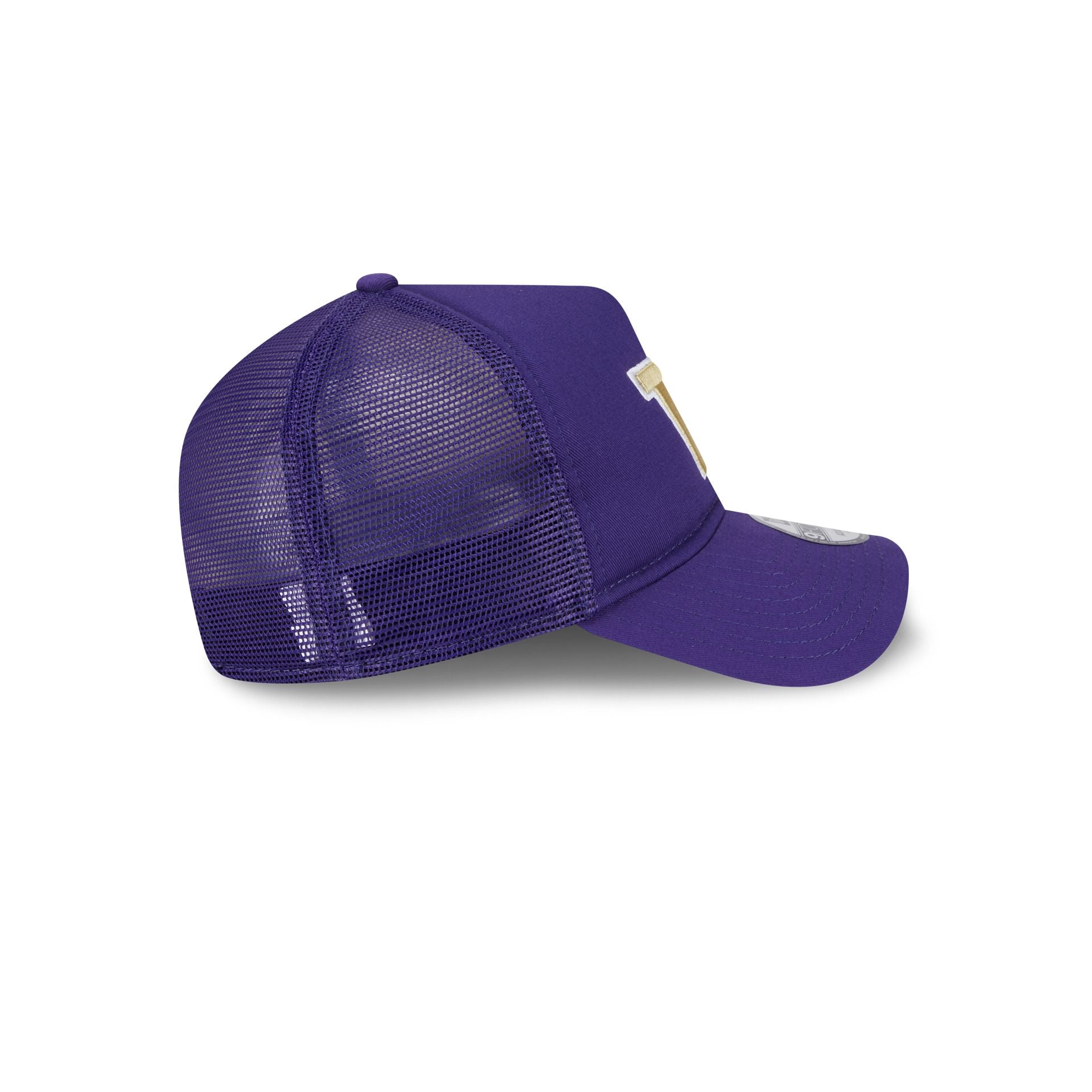 Washington Huskies Go-To 9FORTY A-Frame Trucker Hat - Image 10