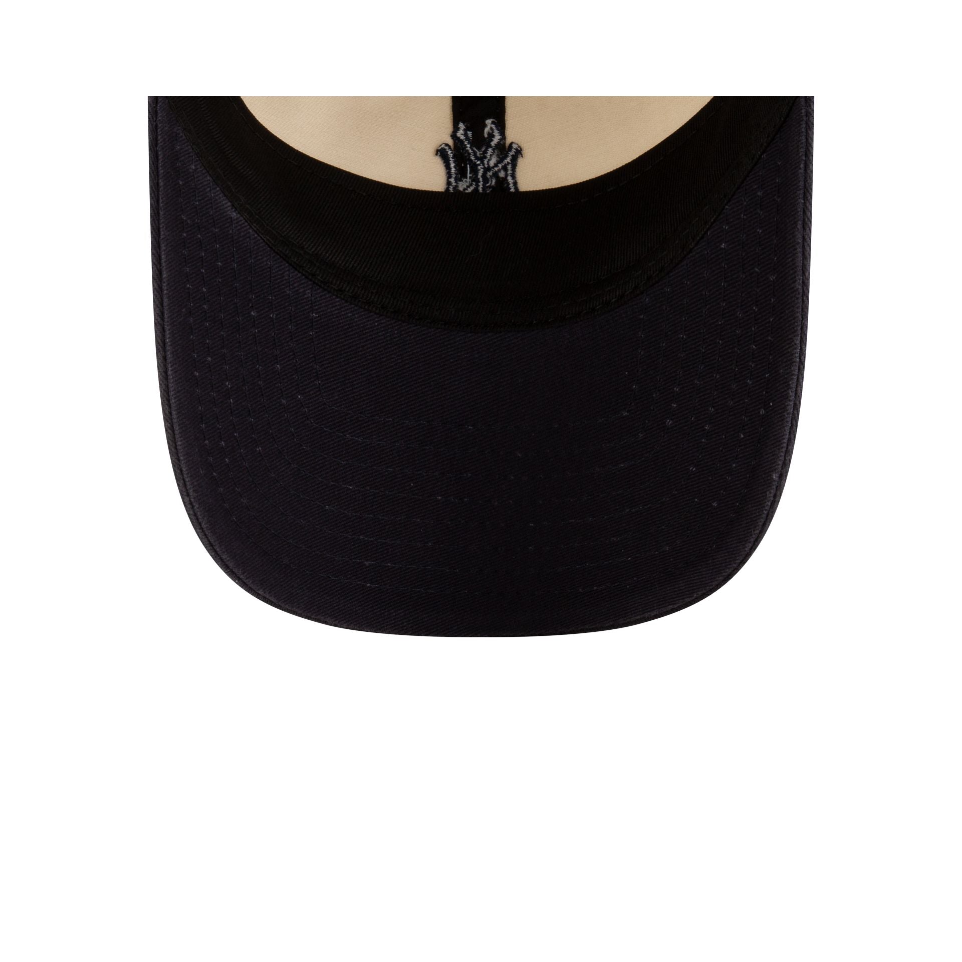 New York Yankees Women's Navy 9TWENTY Trucker Hat - Image 7