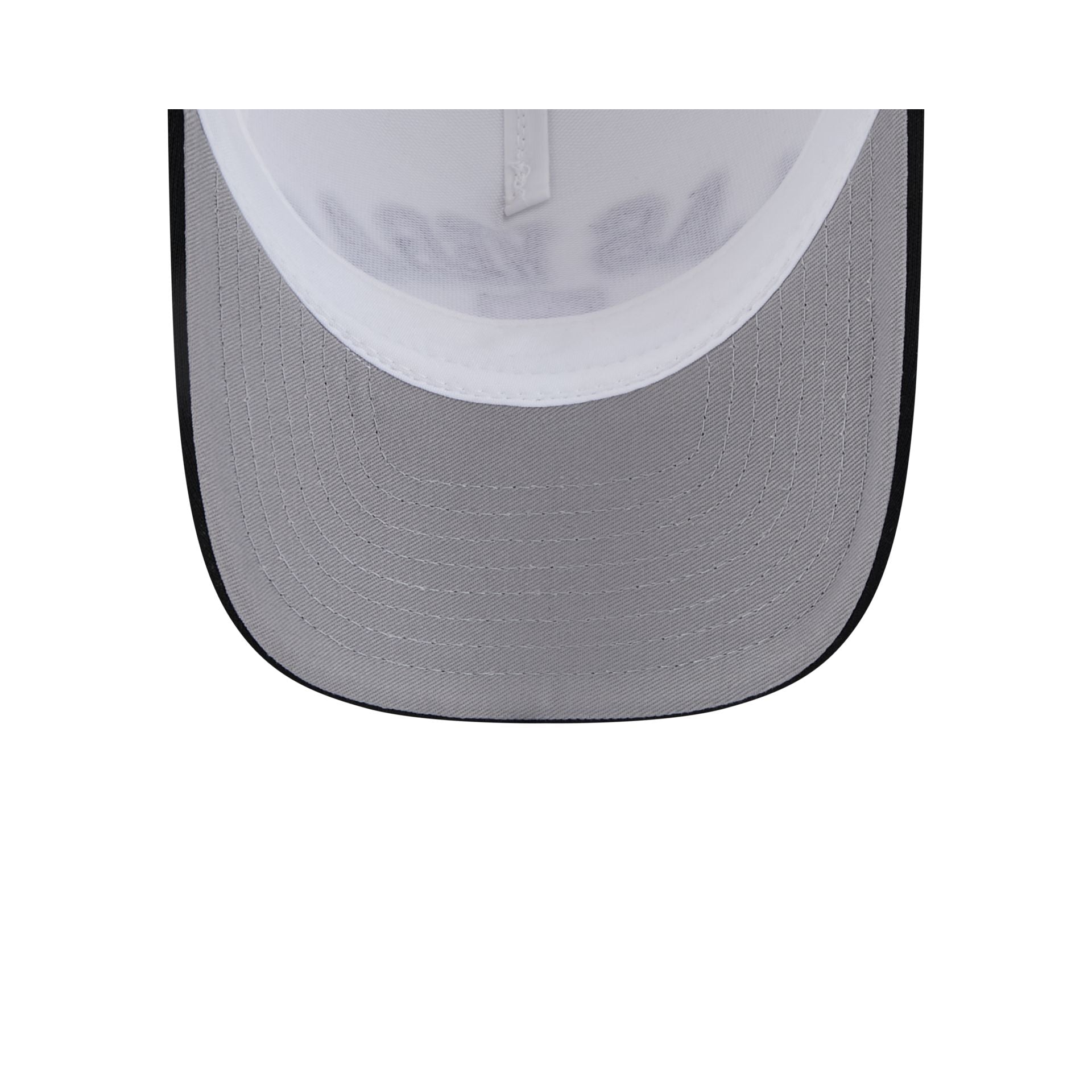 Las Vegas Raiders Chrome Arch 9FORTY M-Crown A-Frame Trucker Hat - Image 7