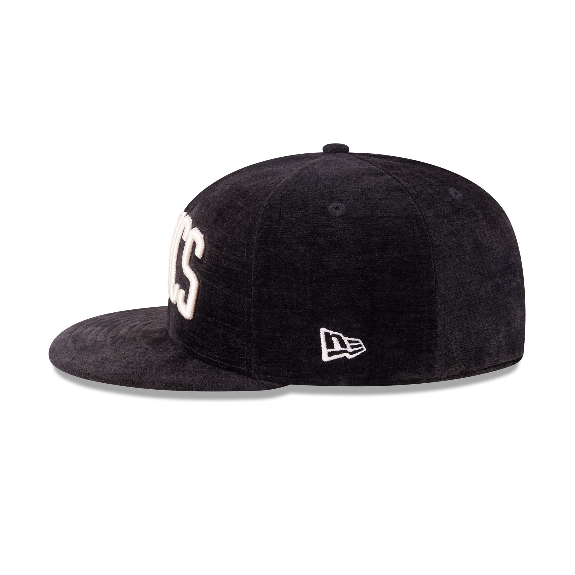 Boston Celtics Black Velvet 59FIFTY Fitted Hat - Image 4