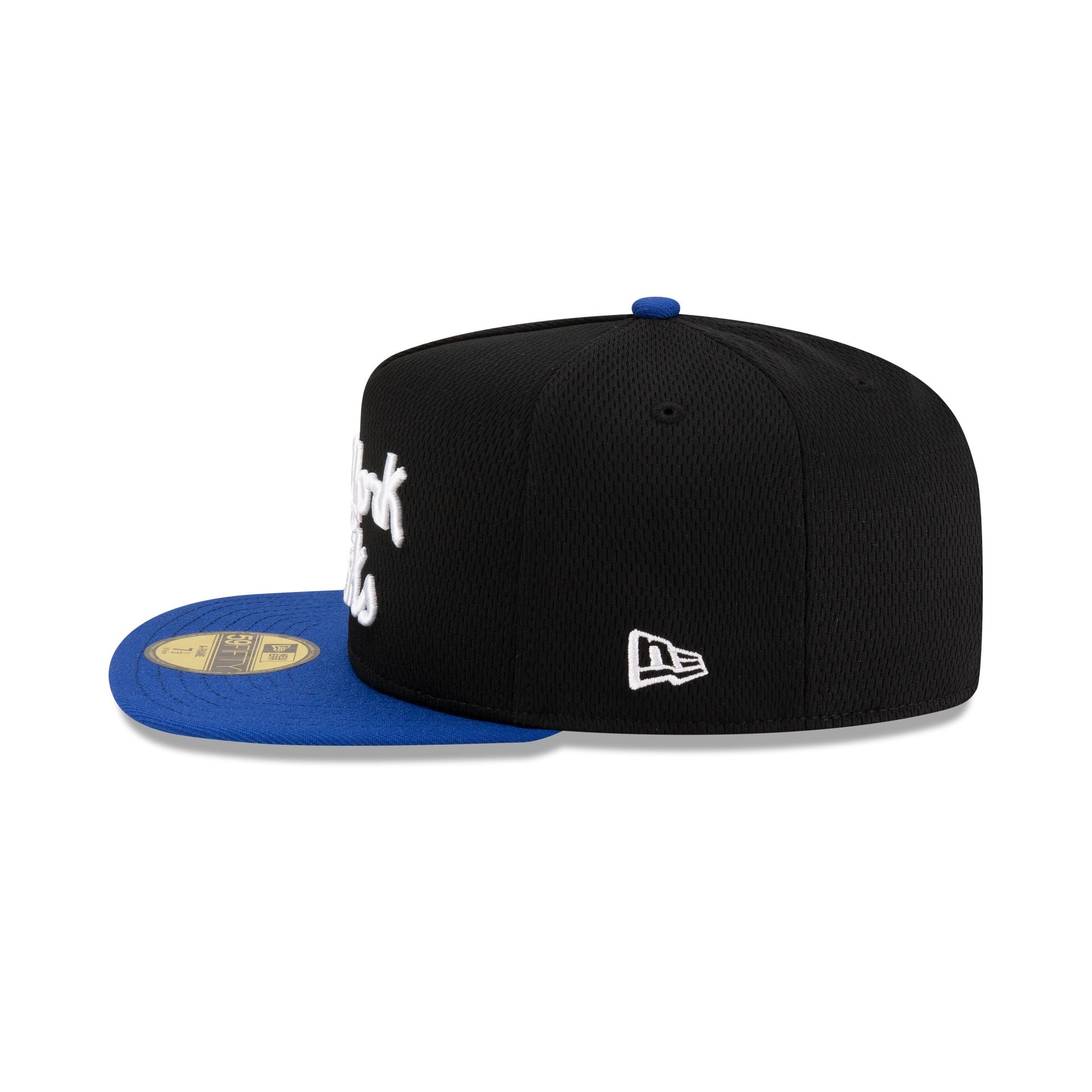 New York Knicks Dashmark Mesh 59FIFTY A-Frame Fitted Hat - Image 4